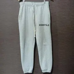 ESSENTIALS グレー ジョガーパンツ