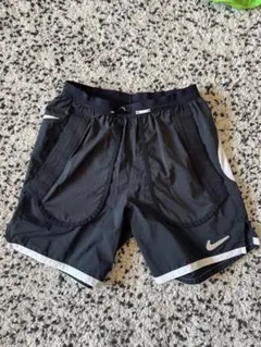 【NIKE RUNNING】ランニングショーツ ブラック×ホワイト　Sサイズ