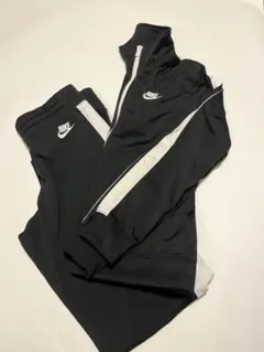 Item thumbnail for item 1596f569-5c69-4e47-940b-b7e91a5a84cd