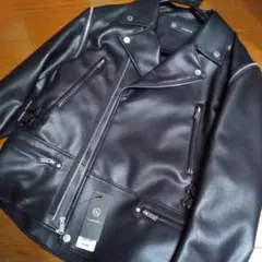 【新品未着用】希少なМサイズ☆GU✕UNDERCOVERコラボライダース