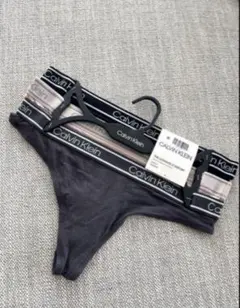 Calvin Klein カルバンクライン ショーツ Tバック　3枚