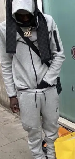 NIKEテックフリース 下