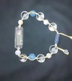 アナヒータストーンズ 糸魚川翡翠 出雲型勾玉 - メルカリ
