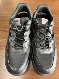 PUMA 厚底スニーカー ブラック 25cmのサムネイル