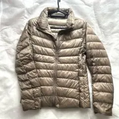 UNIQLO 濃ベージュ ブラウン　ウルトラライトダウンジャケット Mサイズ
