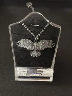 鷹の羽根デザイン ネックレス