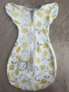 レモン柄 スワドル　ジッパー付き　M