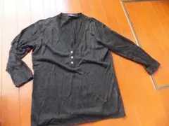 ヨシエイナバ ニット