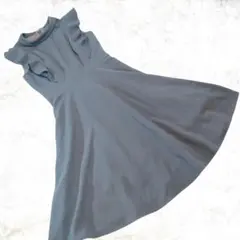 【美品　レディアゼル　フリルデザイン　ブルーグレーカラー　ワンピース】