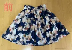 ByeBye スカート　フレアスカート　花柄　Mサイズのサムネイル