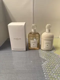 【新品非売品】Guerlain シャワージェル ボディローション セットのサムネイル