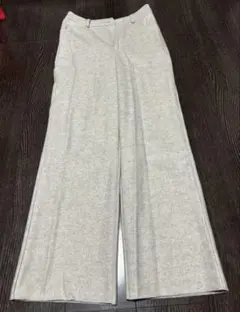 【新品未使用】UNIQLO ユニクロ　グレー ワイドレッグパンツ
