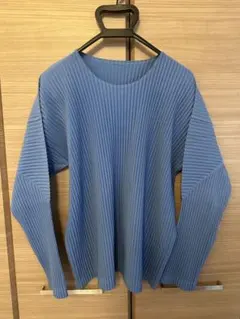 HOMME PLISSÉ ISSEY MIYAKE ブルー 長袖カットソー 2のサムネイル