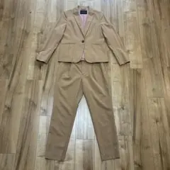 GREEN LABEL RELAXING ベージュパンツスーツ