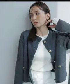 anuans オリジナルボタンノーカラーニットジャケット（クリーニング済み）