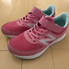 New Balance キッズシューズ ピンク　22.5㎝　ニューバランス570