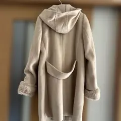 ベージュ フード付きコート ファー付き