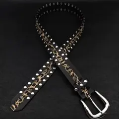 スタッズ付き黒レザーベルト