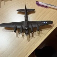 B-17 フライングフォートレス 模型 航空機のサムネイル