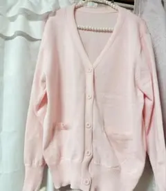 ピンクカーディガン 制服