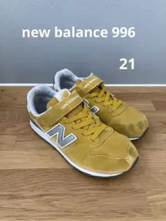 ニューバランス スニーカー