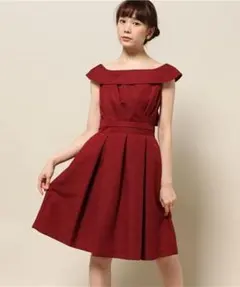 【美品】イランイラン ワンピース ドレス 結婚式 Mのサムネイル