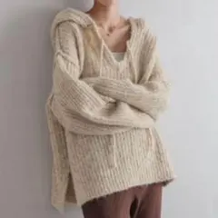 メランジフードニットプルオーバー　ローリーズファーム　新品未使用