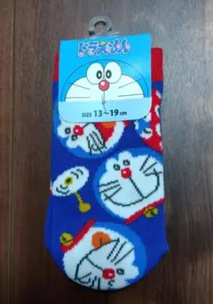 ☆新品未使用☆　ドラえもん　キッズ　ソックス　13-19cm
