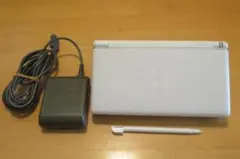 ニンテンドー ＤＳライト クリスタルホワイト ソフト ７本付き