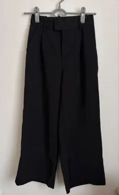 ジーユー　ワイドパンツ　ブラック　ストライプ　レディース　Sサイズ