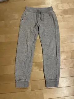 UNIQLO グレー スウェットパンツ Sサイズ