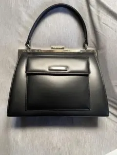 Yves Saint Laurent ブラック ハンドバッグ