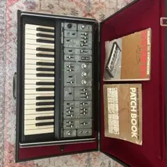 Roland SYSTEM-100 アナログシンセサイザーのサムネイル