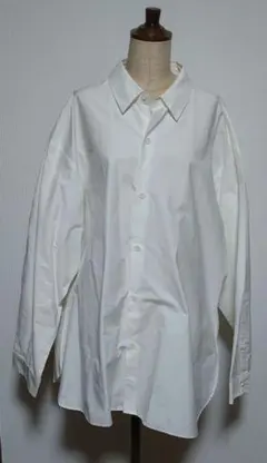 GU シンプルなホワイト長袖ワイシャツ　XLサイズ