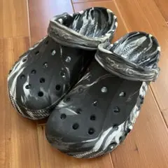 クロックス　黒×白　マーブル模様　24cmのサムネイル