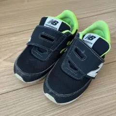 Item thumbnail for item a33b84d2-40af-4977-afb5-33f30b88762b