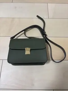 オリーブグリーン ショルダーバッグのサムネイル