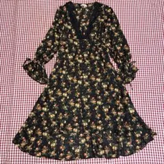 axesfemmeアクシーズ ブラック花柄レース　シアーシフォンカーディガンのサムネイル