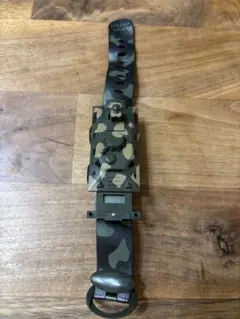 【稼働未確認】ARMY WATCH 戦車型 デジタル腕時計 迷彩 カモフラ
