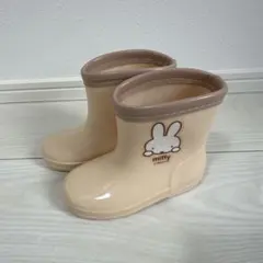 Item thumbnail for item 12d853b5-4ef5-4ff7-91fd-b4b2f8fc2917