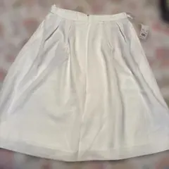 ユニクロ　ホワイト フレアスカート XL 新品