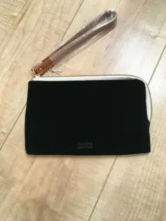 Item thumbnail for item b6d0870a-c8e3-4ed1-8bec-a1ab0ed6865a