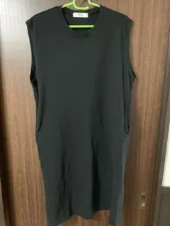 値下げノースリーブ 膝丈ワンピース スリット ポケットあり