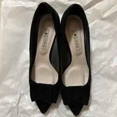 DIANA ブラックポインテッドトゥパンプス