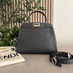 FENDI フェンディ ピーカブー セレリア　スモール　ミニ　グレーのサムネイル
