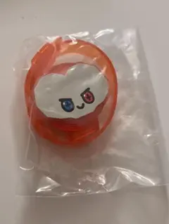 TRUZ ガチャガチャ　ライトブレス　ボンボン