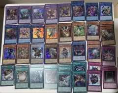 ブラックマジシャンデッキパーツ　光の黄金櫃　レリーフ　増殖するクリボー！などのサムネイル
