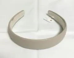 グレージュ　カチューシャ　合皮