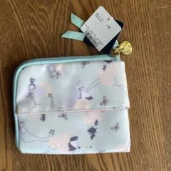 #不思議の国のアリスのポーチ