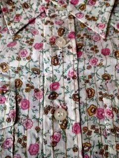 新品〉100%インド綿　花柄半袖シャツ クリーム色